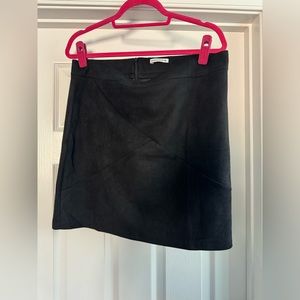 NWOT Mango Pop Faux Suede Black Mini Skirt